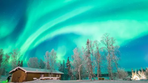 梅西下半场补时51助，第100分钟绝平破门再创佳绩